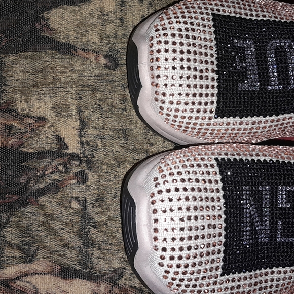 🌺TRUE RELIGION Sneakers - Picture 4 of 7